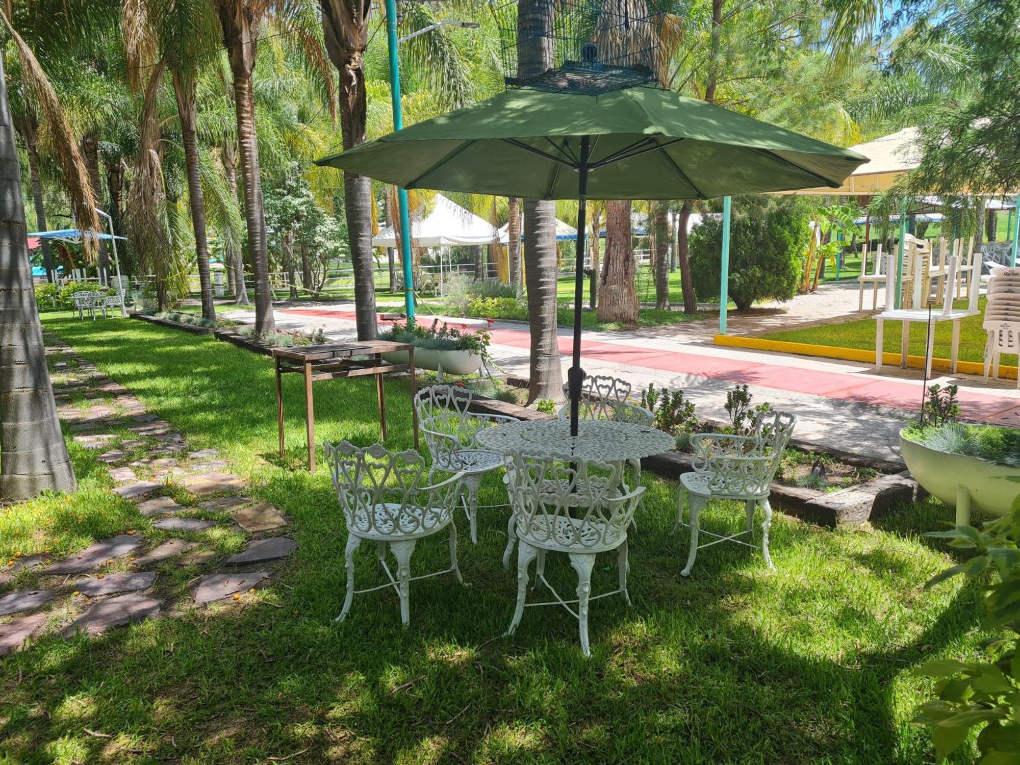 Parque Girasoles Balneario&Cabañas San Francisco del Rincón Exterior foto
